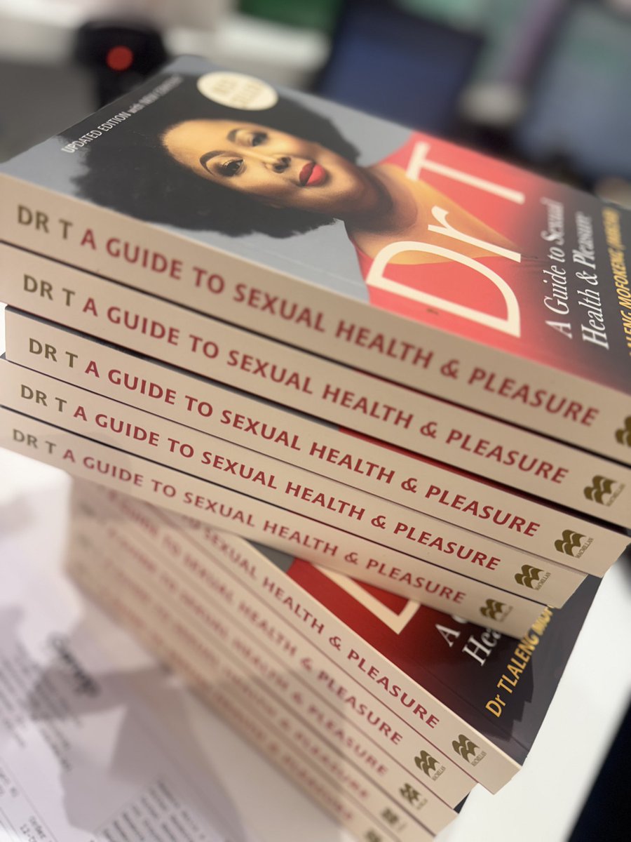 Yall are making sure I remain a book signing author 🥺🥰❤️🌹