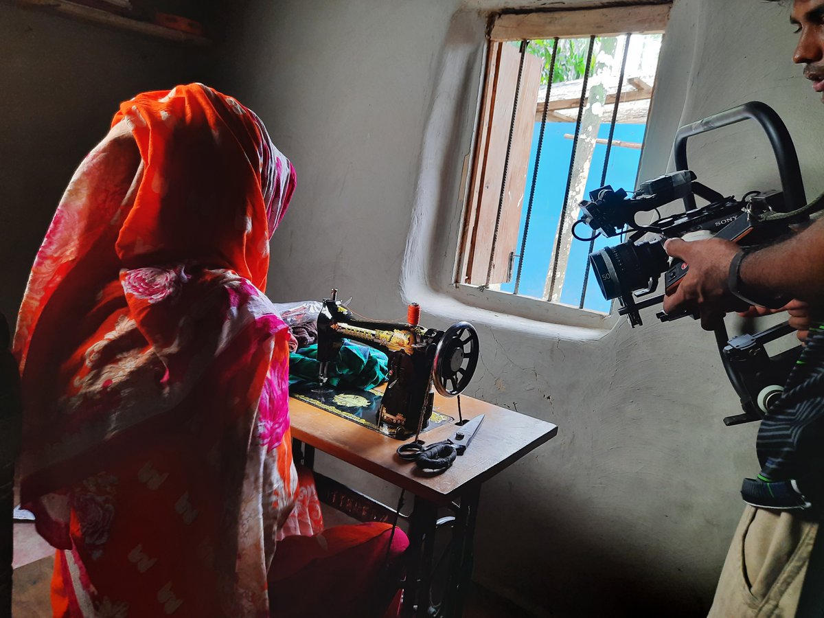 fixer_bd's tweet photo. 🧵Thrilled to support @FelixKost  in documenting @Misereor 's Sewing Machine Program in Bangladesh.

This initiative empowers Rohingya refugee &amp; underprivileged women, giving them financial independence to overcome domestic violence.🎥✨

#fixerinbangladesh #bangladeshfixer 🎥✨ https://t.co/A9WDOxgUsX