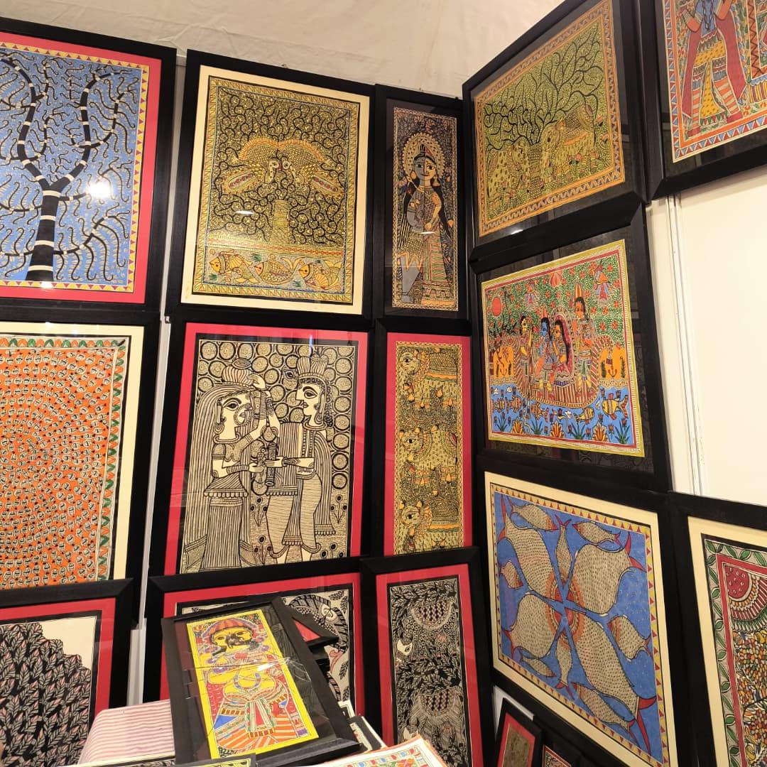 PujaSet50968724's tweet photo. "Janpath: Delhi’s vibrant blend of tradition" 
#janpathmarket #delhi #windowshopping #इंडिया  #शॉपिंगलवर #WATCH https://t.co/pHoEcLqoKM