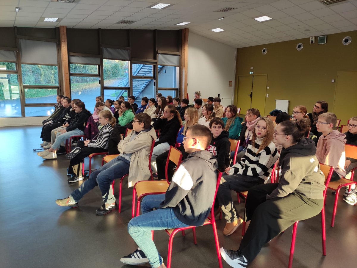 Collège J. Prévert Verson tweet media