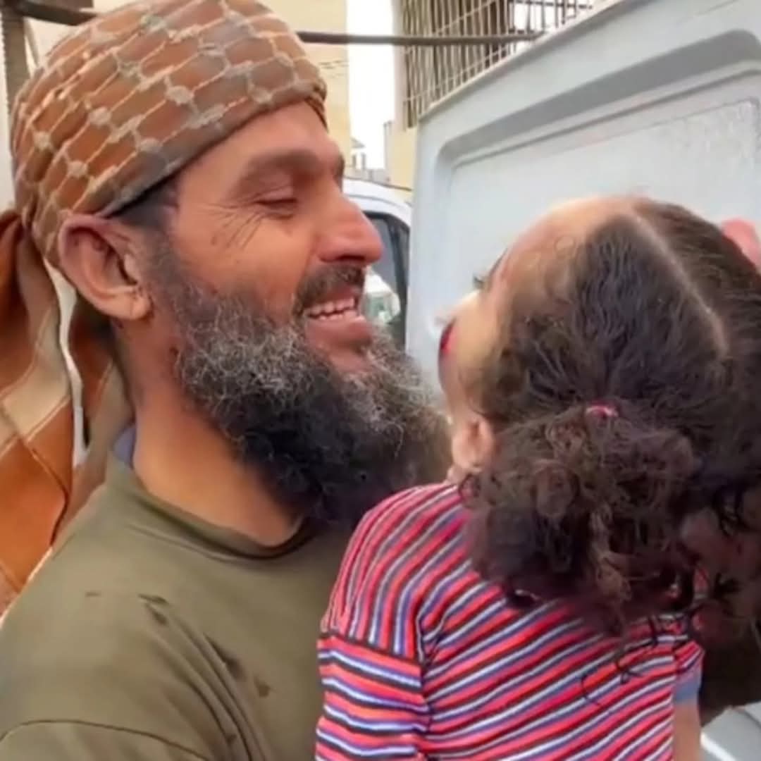 Memoli47M's tweet photo. Mü'minlerden öyle adamlar vardır ki, Allah'a verdikleri söze sadık kaldılar. Onlardan kimi (Allah yolunda şehid edilmek suretiyle) adağını yerine getirdi, kimi de (şehid olmayı) beklemektedir. (Ahidlerinde) hiçbir değişiklik yapmamışlardır.

Ahzâb / 23

#Gazze https://t.co/sWrQMYNUFh