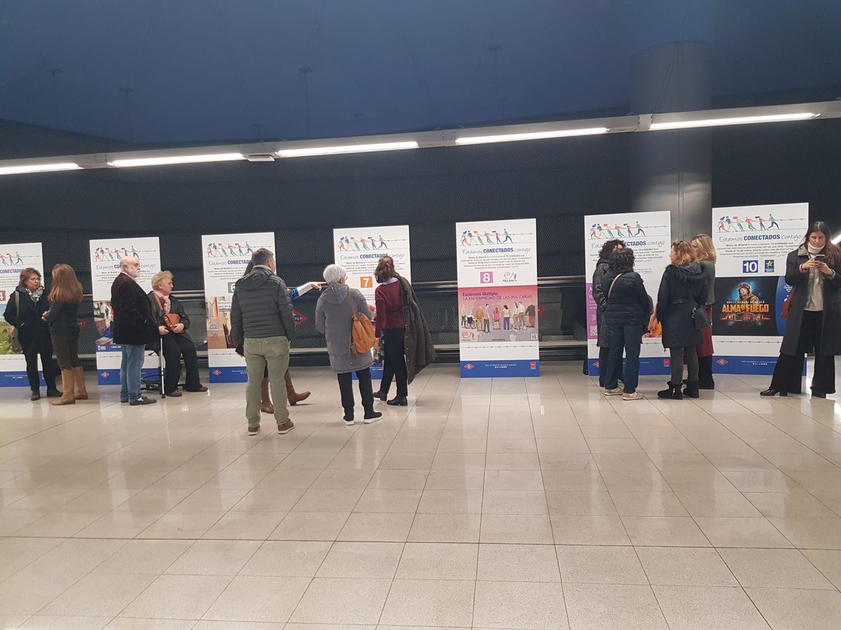 dasmi73's tweet photo. ¡¡Buenos días compañeros!! Hoy #AELEM está en la campaña #conectados en la estación de #Metro de #Chamartín. Vente y conéctate 😉
#EsclerosisMúltiple #solidaridad #salud #juntossomosmasfuertes #EM https://t.co/e1haLrMUEY