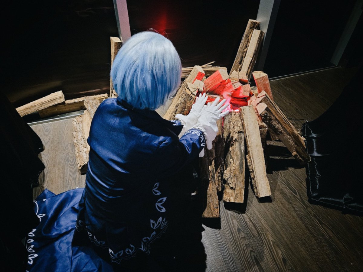 ine_wspl's tweet photo. #ProjectMoon 
#LibraryOfRuina 
#cosplay 

".....이것도 괜찮은거같은데..롤랑.왜 찍어..ㅡ.ㅡ"
📸 @P_lanz_ https://t.co/0R0rDE7SM8