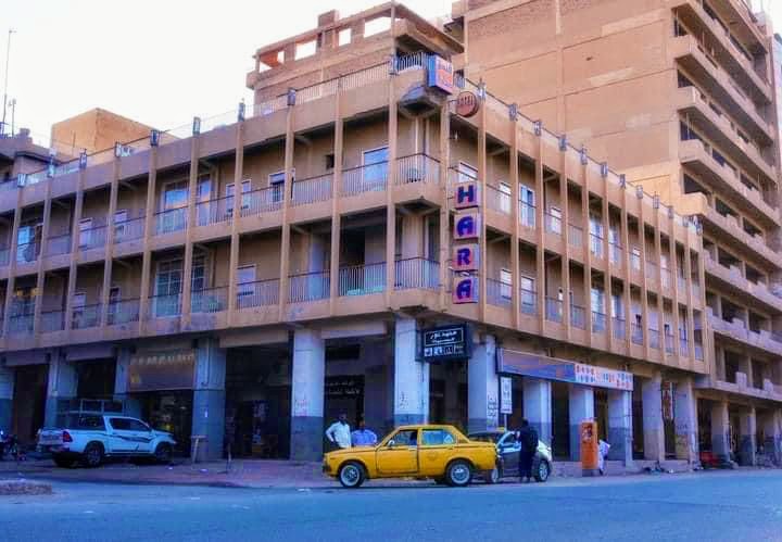 قد لا أعودُ إلى الخرطوم، لكنها ستظلُّ بداخلي.