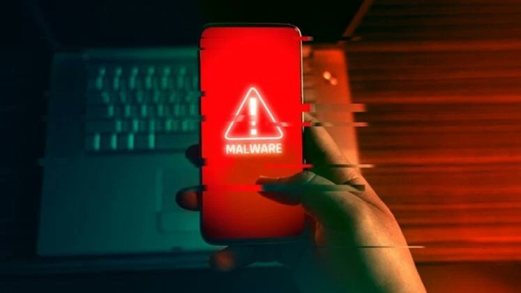 wcs_cloud's tweet image. #DroidBot: #malware #Android che minaccia i conti bancari si diffonde attraverso #app infette scaricate da store di terze parti o tramite file #APK condivisi su canali non ufficiali👉🏽 tecnoandroid.it/2024/12/14/dro… #SMS #2FA #mobile #cybersecurity @wcs_cloud #WCS