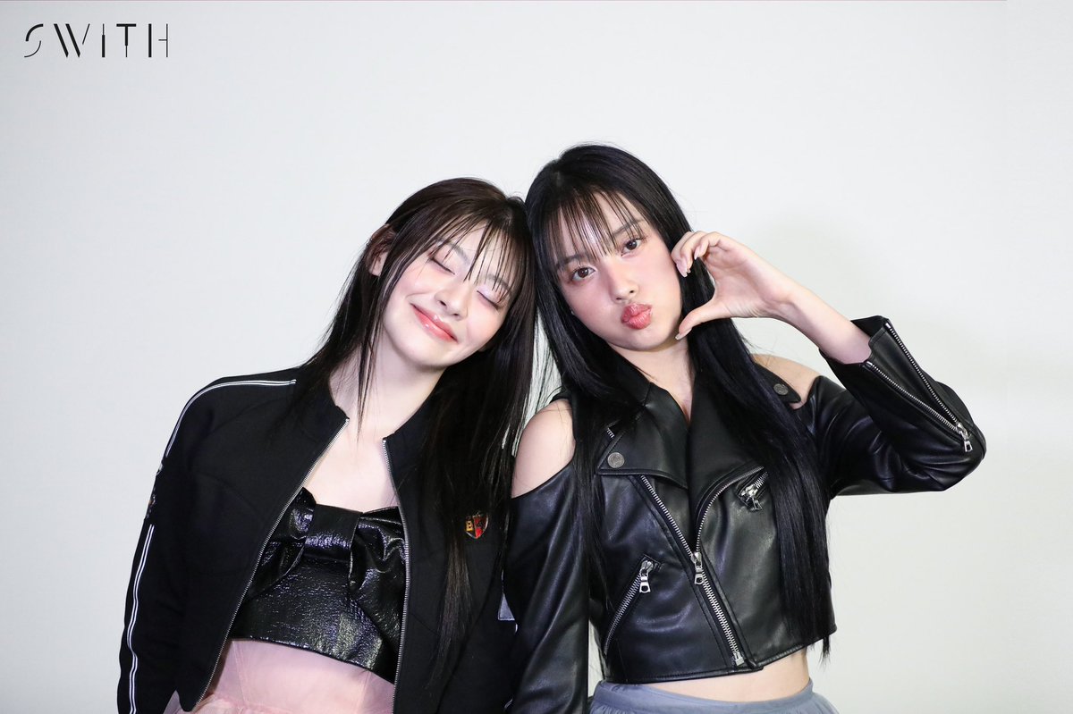 MELLOWO4I4's tweet photo. 푸흐흐흐😁😁 https://t.co/3lKVW8Izh5