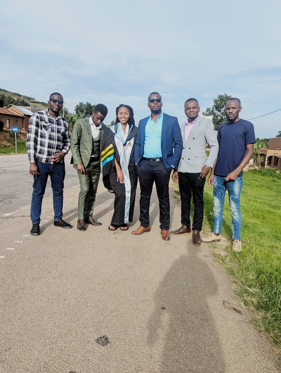 Yesterday 15/12/2024, we honored the invitation from our vice president Rtr. Josephine, and attended her thanksgiving ceremony at her home in Ntungamo district. We congratulate her upon graduating and becoming a professional teacher.