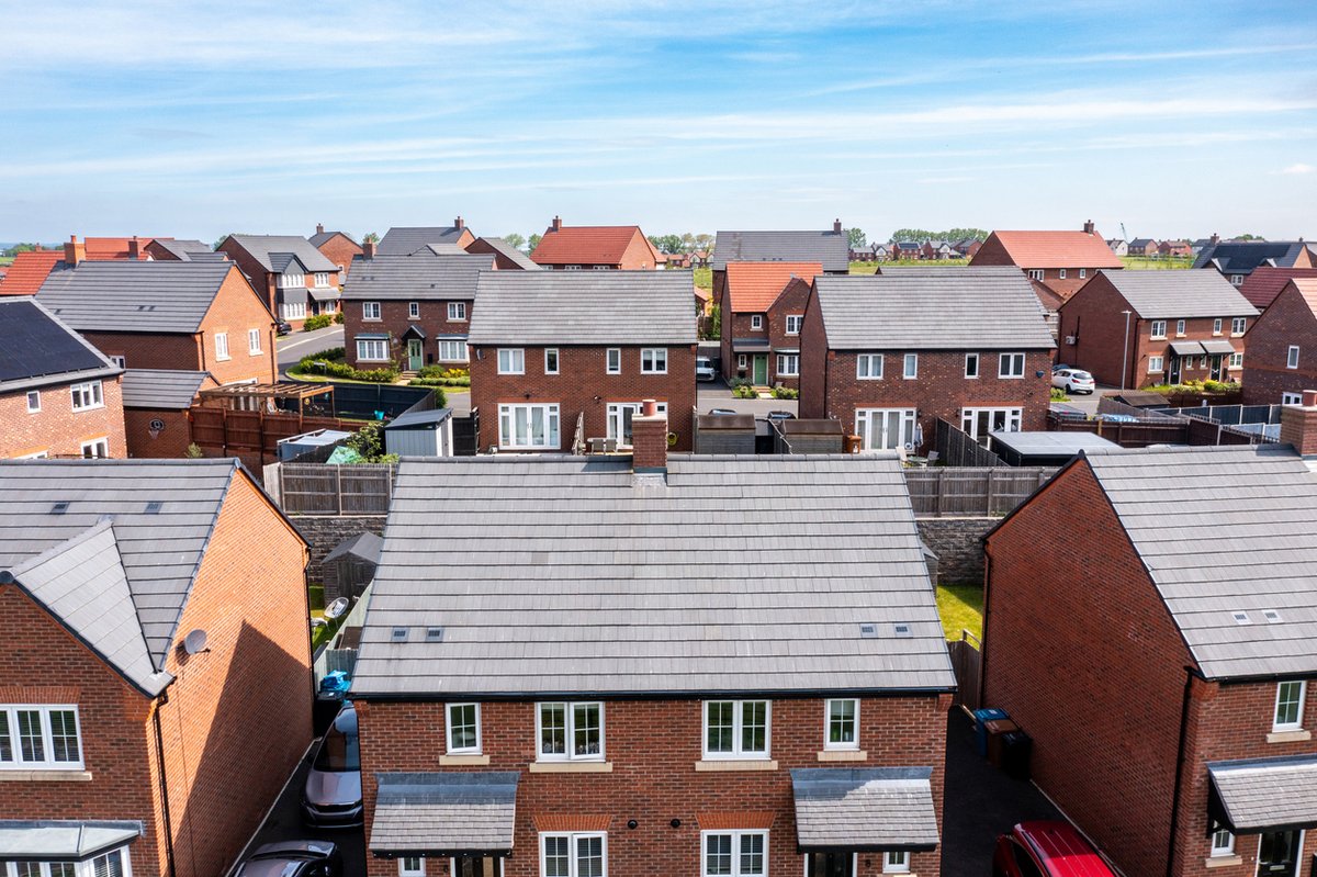 Emily Cox (@lbgambnorth) on Twitter photo Now that <a href="/LivvHousing/">Livv Housing Group</a> has completed work on this new development, #Prescot is set to benefit from 191 new affordable homes - a welcome step towards addressing the area's need for more housing🏘️
insidermedia.com/news/north-wes… Now that <a href="/LivvHousing/">Livv Housing Group</a> has completed work on this new development, #Prescot is set to benefit from 191 new affordable homes - a welcome step towards addressing the area's need for more housing🏘️
insidermedia.com/news/north-wes…