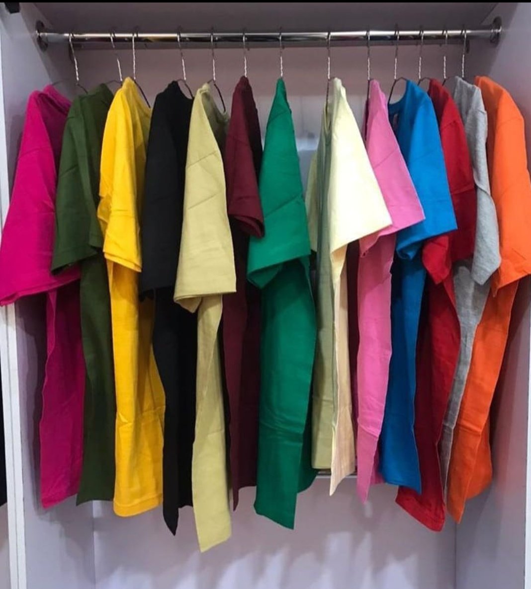 ChidiThelma's tweet photo. Get one plain T-shirt today to match a mood for the day, Get more coloured tees to express your mood for everyday...
🔖N4000/N4500(m-xxl)
📍Lagos(nationwide delivery)
DM or https://t.co/yklmMdwElD
#PBDfashion
#pagesbydamicommerce https://t.co/JSejOURKdM