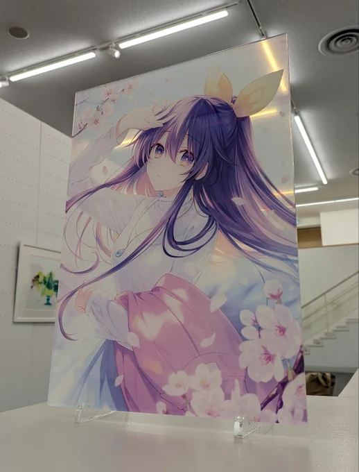 設営してきました!明日から22日まで母校の展示に参加しております光が通りやすい向きに置いたよ 