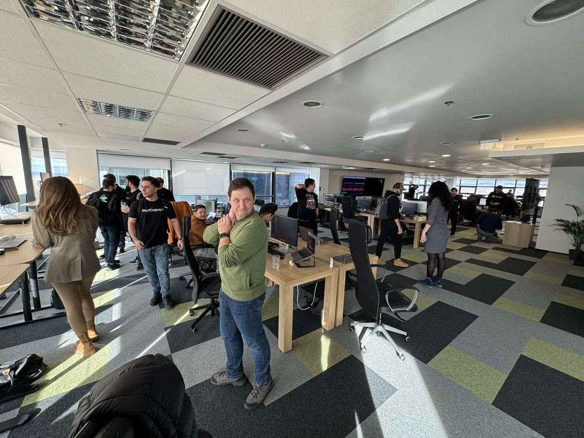 Robert Sasu | dev/acc tweet media