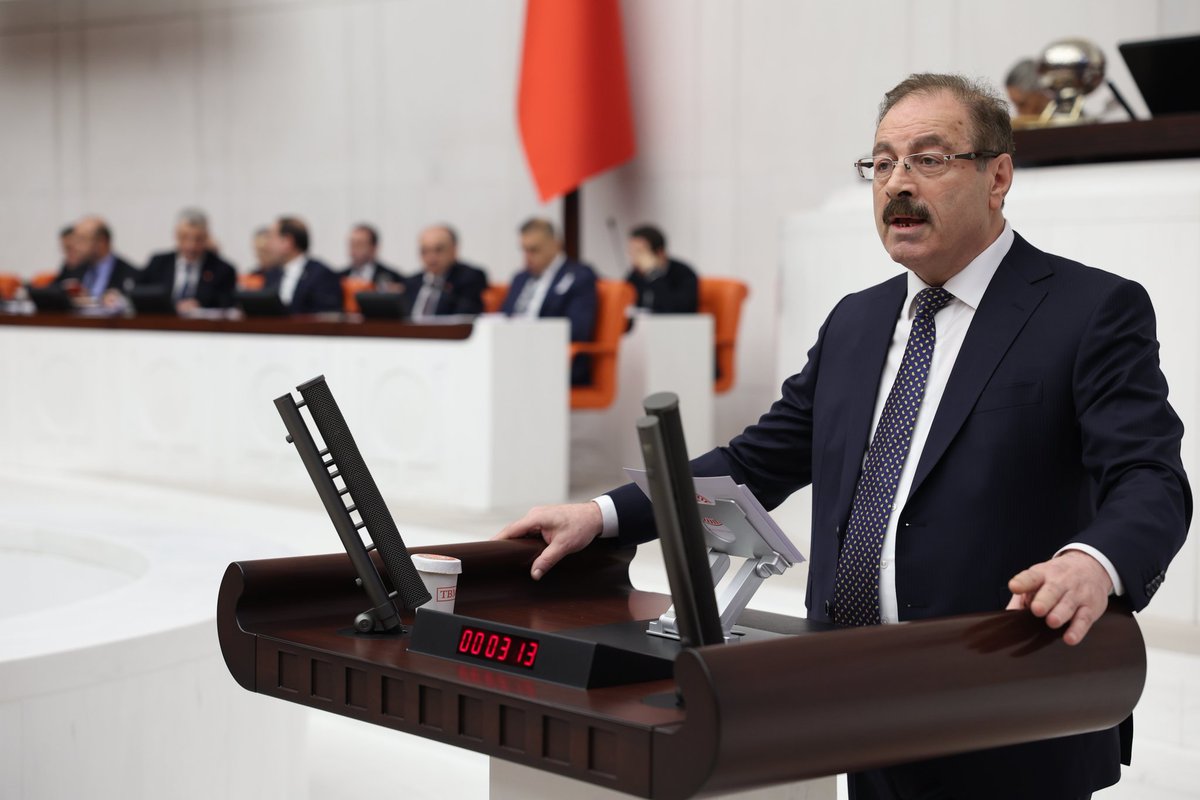 akadirakgul66's tweet photo. Ticaret Bakanlığımızın 2025 yılı bütçesi üzerine AK Parti Grubumuz adına #TBMM Genel Kurulu'nda söz aldık.

T��rkiye; pandemi, bölgesel savaşlar, deprem felaketi gibi birçok olumsuzluğa rağmen “Güçlü Ekonomi, Büyük Türkiye” hedefi doğrultusunda yoluna emin adımlarla ilerliyor. https://t.co/RLuV6nUqyJ