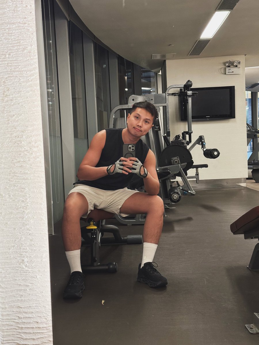 funfun10692's tweet photo. 有喜欢美黑的朋友吗？💁🏽‍♂️ https://t.co/IJpwHYIqiY