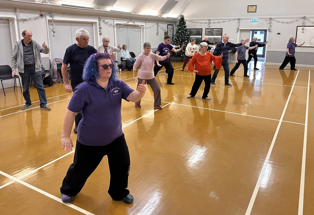 A festive Tai Chi session.