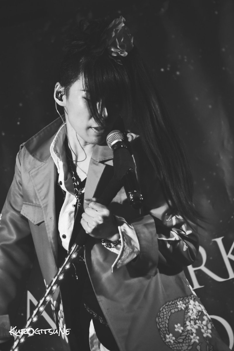 truephotocam's tweet photo. 大串奈央さん

2017年以来に歌声拝聴しました。
相変わらず格好いいロックでした。

@Nao_Oogushi 
 #日本一周  #熊本 https://t.co/mbXAkkEGLQ