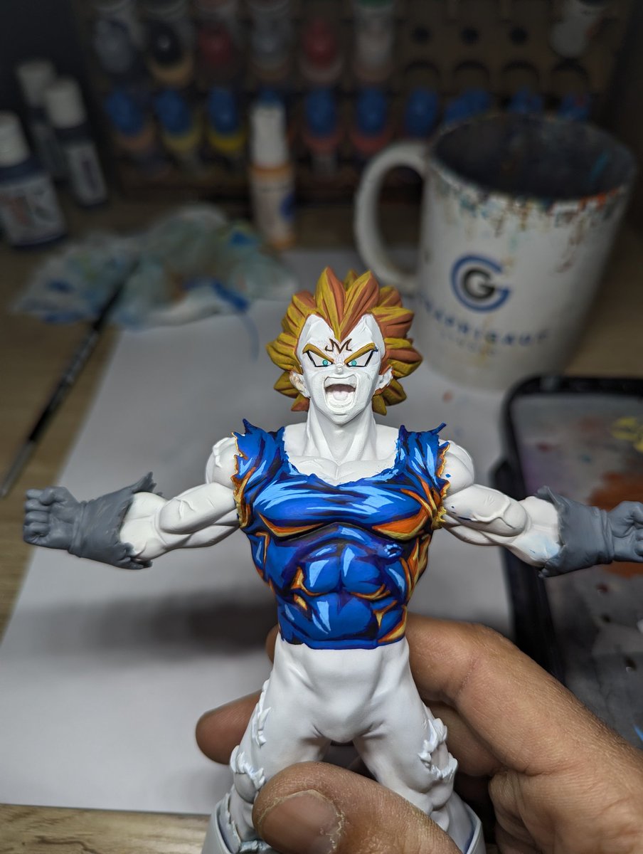 Graphigaut's tweet image. Les fans de #DBLegends vous pensez quoi de l&apos;idée d&apos;un p&apos;tit Majin Vegeta Ultra version figurine en repaint ?
Une première pour moi, je test le truc 😁
Aux bros @FitzAdri @Blastz_off @ZarakiYT hésitez pas à faire tourner si certains veulent suivre l&apos;avancement 
#DragonBall