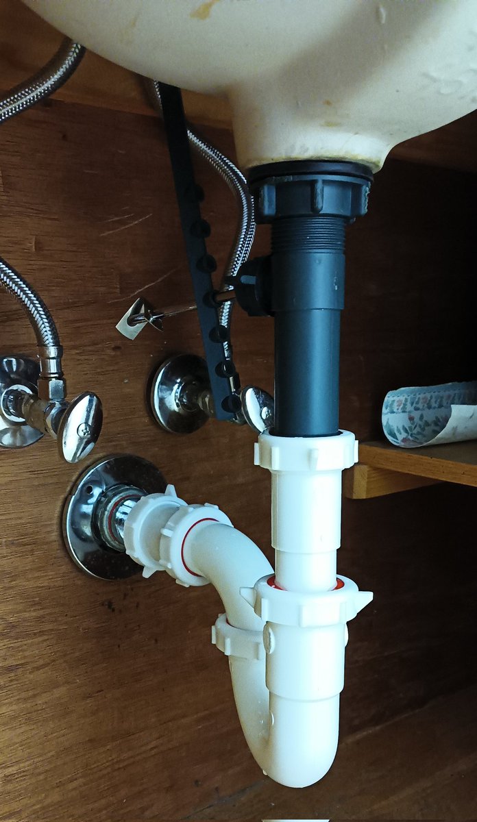 Chloeboo tweet media