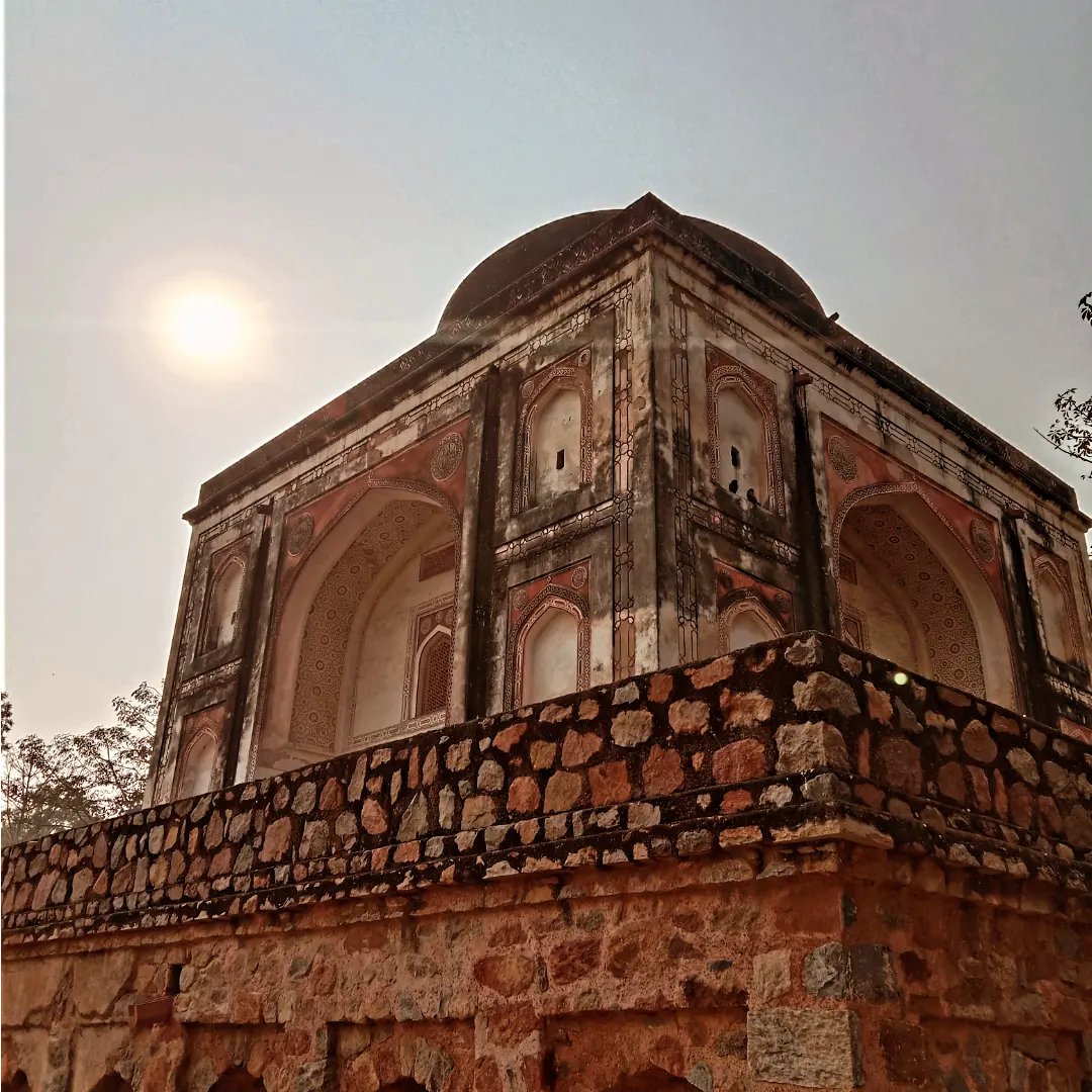 AshishRastogi12's tweet image. Do I get my admission to kinder garten class of the photography clubs? 

Can you spot the bird? 

#photoshoot #picstitch #lodhigarden #delhi #delhimonuments #sunnyday #suninmyeyes