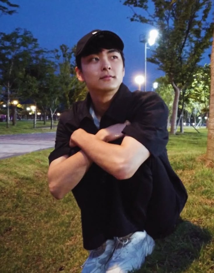 몇 주째 스토리도 게시물도 없는 민수 씨
돌아와요 이 자세로 기다리고 있어요