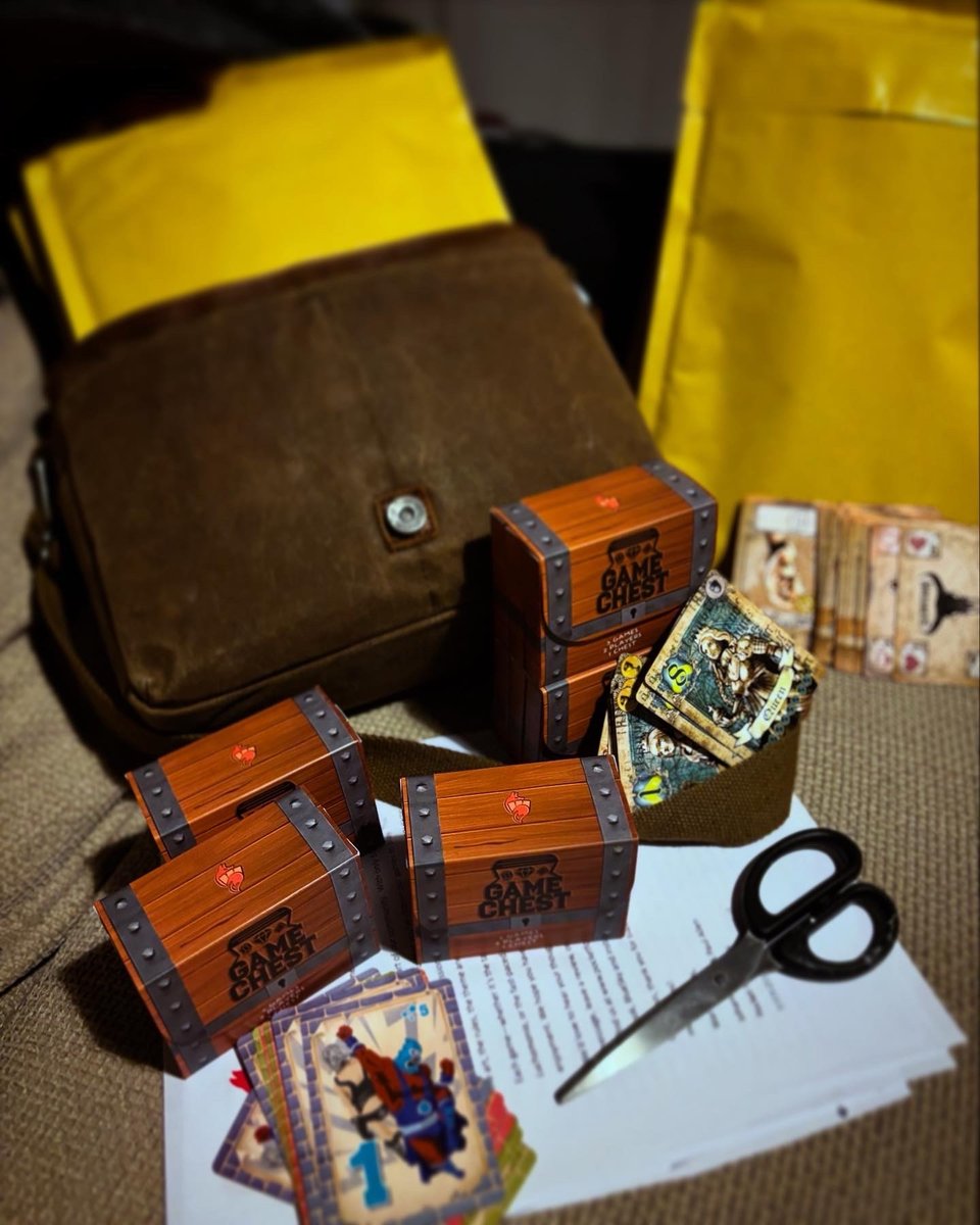 CharmRogueGames's tweet photo. In just 1 week, we’ve shipped orders across the UK, Germany, and the US—all thanks to you! We’ve even been featured on @BoardGameGeek 
Grab your copy now at https://t.co/JGT94Nm2Ag!

#PocketFoxGames #TheGameChest #TabletopGaming
#BoardGameCommunity #PortableGames https://t.co/lYl9bRTQIr