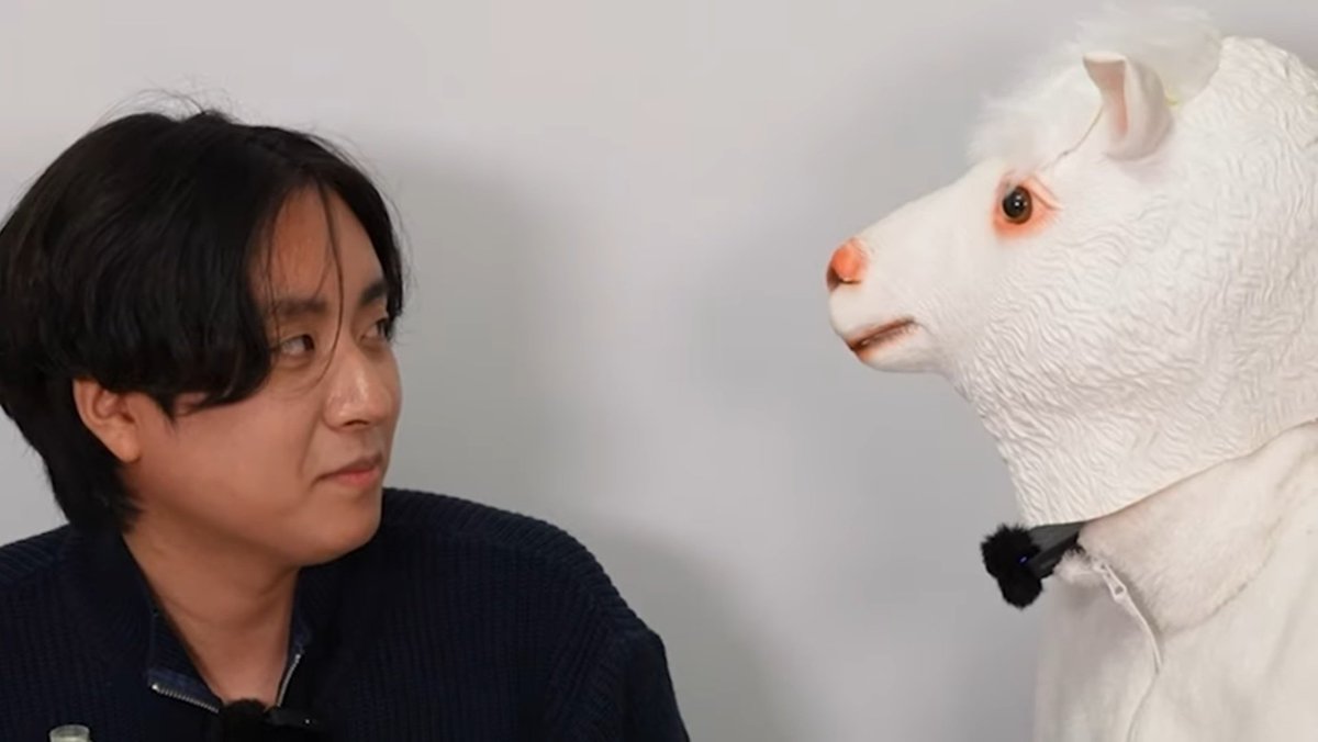 #스포주의
오늘 웃은게 내용 때문이기도한데
덕파카가 걍미침...
진짜
ㅠㅠㅈㅂㅠㅠㅠㅋㅋㅋㅋㅋㅋㅋㅋ
아미친거같아진짜알파카랑눈마주칠때마다웃어