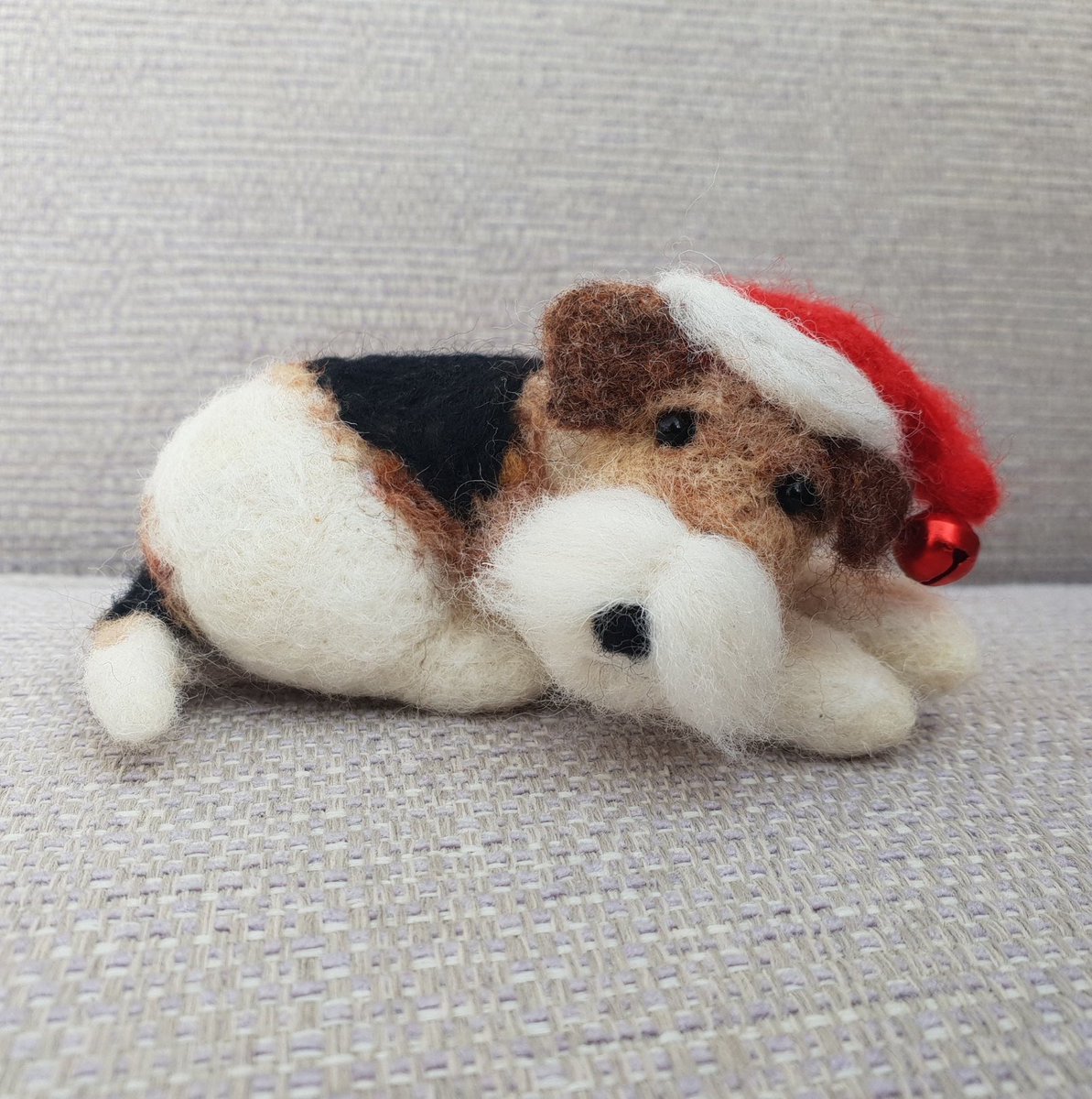 RockingFelter's tweet photo. Happy new week!
This gorgeous Wire Haired Fox Terrier is currently available to adopt from my Etsy shop! A beautiful felted pet to treasure for years to come.
Thank you ❤️
https://t.co/60tnbNx16w
#etsy #whft #dogsofx #dogs #Christmas #firsttmaster https://t.co/5GtTuKpg5p