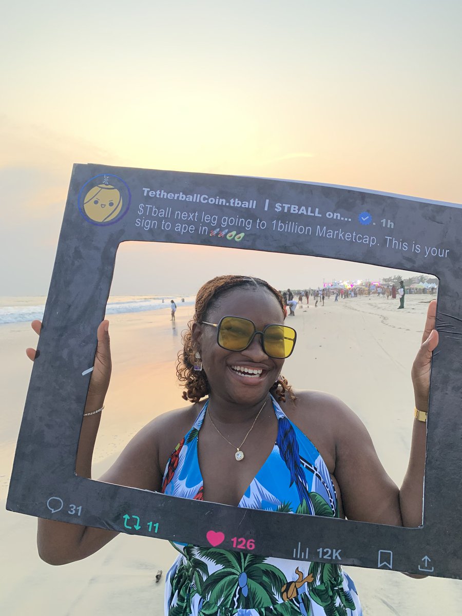 JenniferMo86279's tweet image. The first AI meme coin on the Solana Blockchain... Stay fully aped on a project that is properly doxxed and rugproof... 🚀🚀🥑

$Tball
#Tetherball #SolanaMemeCoin