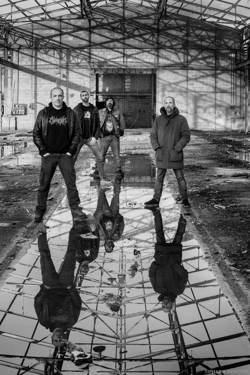 ImperativePR's tweet photo. Rock 'n' Load share details of Inborn Suffering's Pale Grey Monochrome album and the band's new video for 'The Oak'
https://t.co/azFwugXFDu
#rocknload #inbornsuffering #palegreymonochrome #arduamusic #theoak #doomdeath #doommetal https://t.co/rjo0v2rAea
