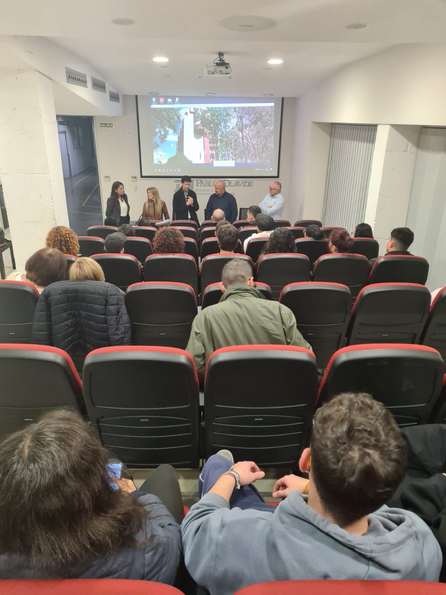 Oficina Igualdad UPO tweet media