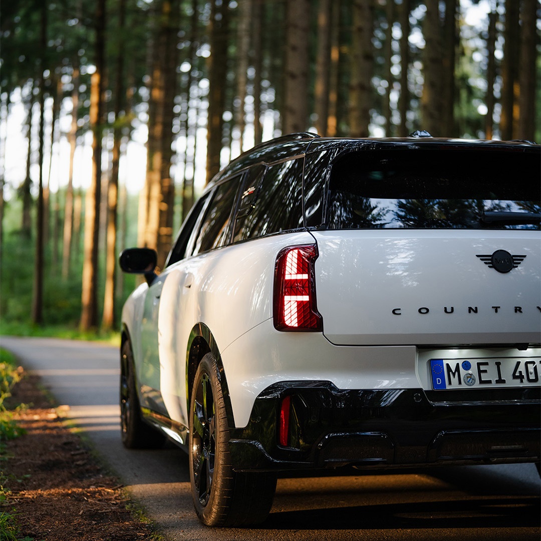 We know the lead up to the holidays can be stressful. So today, we're jumping into the MINI Experience Green Mode to bring us a little calmness! 🌿 

Discover all the experience modes available via the link: mini.co.uk/en_GB/home/exp…

#MINIUK #MINICountryman #Adventure