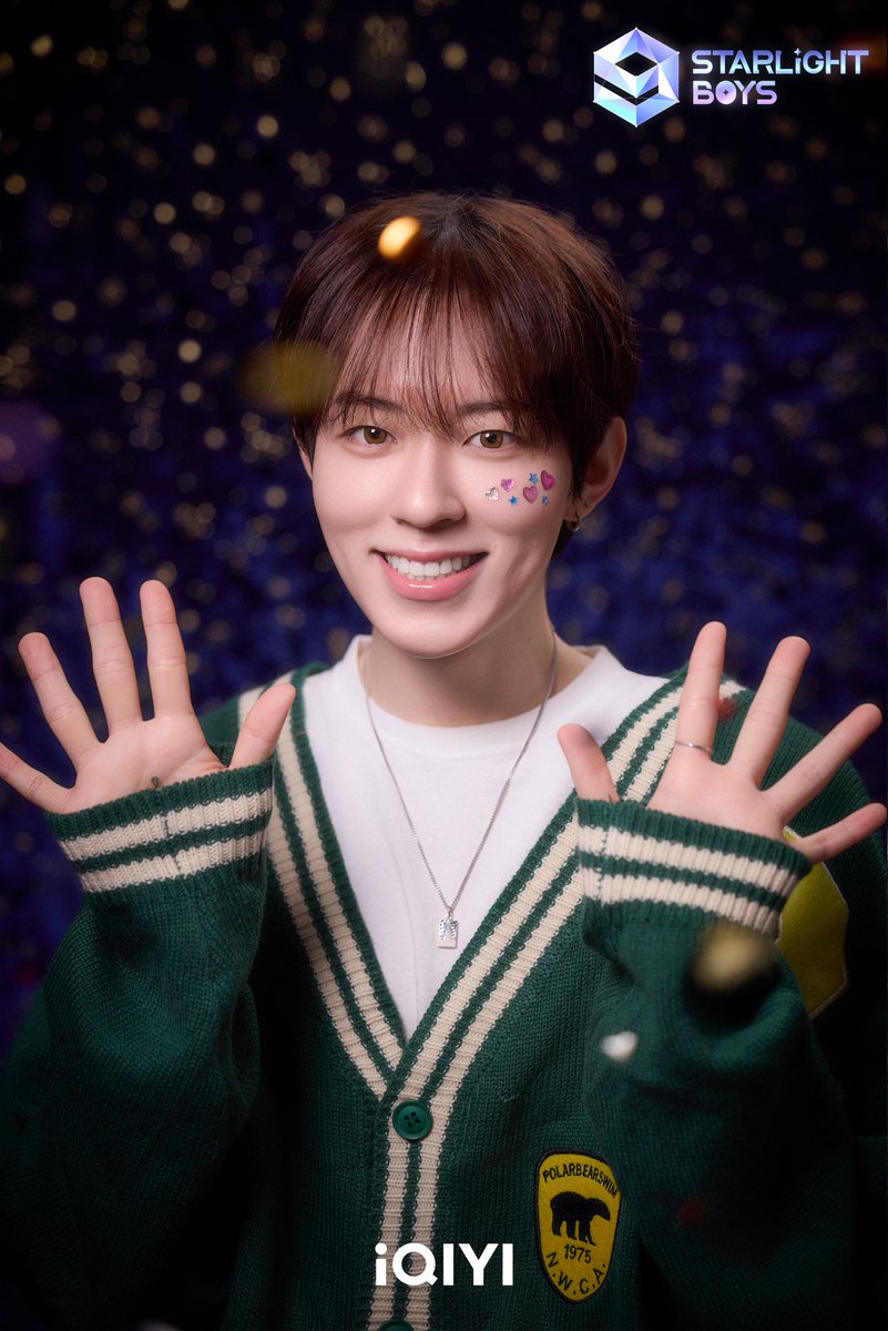 Starlight_Boys_'s tweet photo. iQIYI's Starlight Boys DUAN XING XING, EDEN, HAN GYUL record winter moments. Let's preserve the happy memories.

뚜안 싱 싱, 이든, 한결의 윈터 모먼트☃️ 함께 겨울의 소중한 추억을 간직해요❄️
#아이치이 국제판 <스타라이트 보이즈>

#iQIYI #StarlightBoys #스타라이트보이즈 #星光闪耀的少年