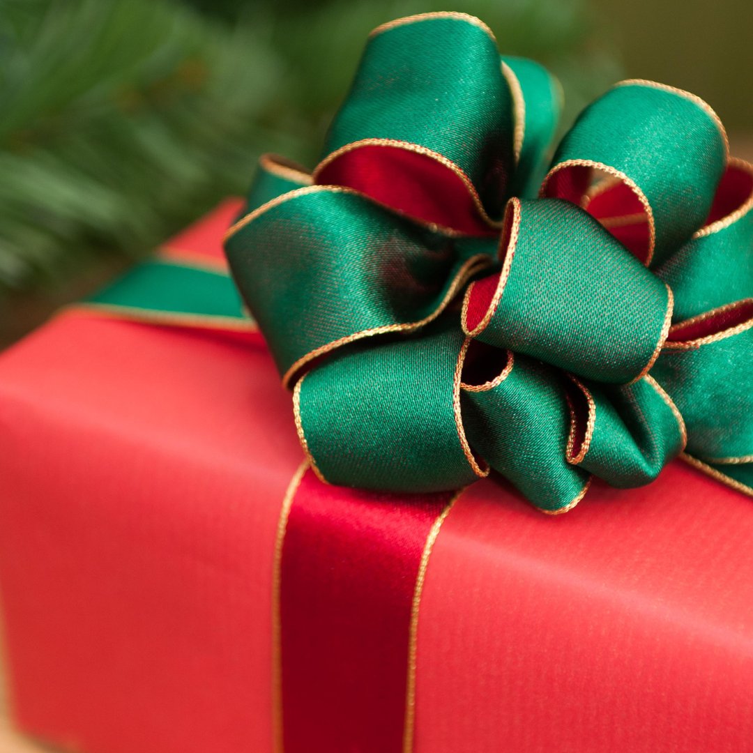 🎀 Double the sides, double the style!  Our double-sided Christmas ribbon takes your wrapping game from nice to naughty-level fabulous. ✨

bit.ly/4hJt1fq
