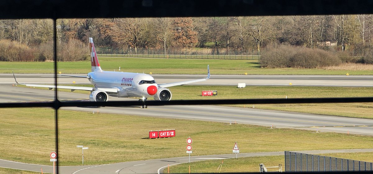 TravAlAir's tweet photo. Good thing I've been nice @FlySWISS ! 🤣 https://t.co/FRepaTrfkl