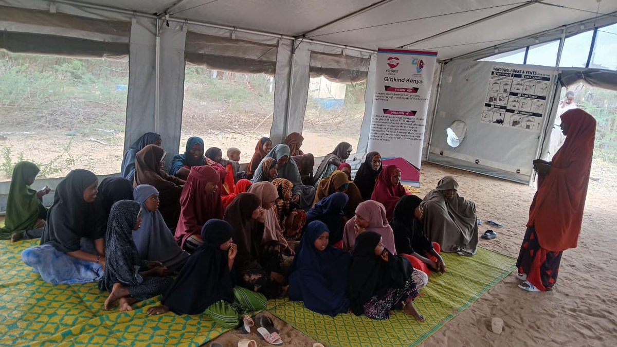 girlkindkenya's tweet photo. This morning, we held a powerful Mother-Daughter session in Abaqdera, Nanighi Ward, tackling FGM/C with support from @TheGirlGen. Together, we’re empowering women & girls to end harmful practices and build a safer future. 💪 #EndFGM #TheGirlGeneration #GirlkindKenya #Garissa https://t.co/fbyH8vYYQ3