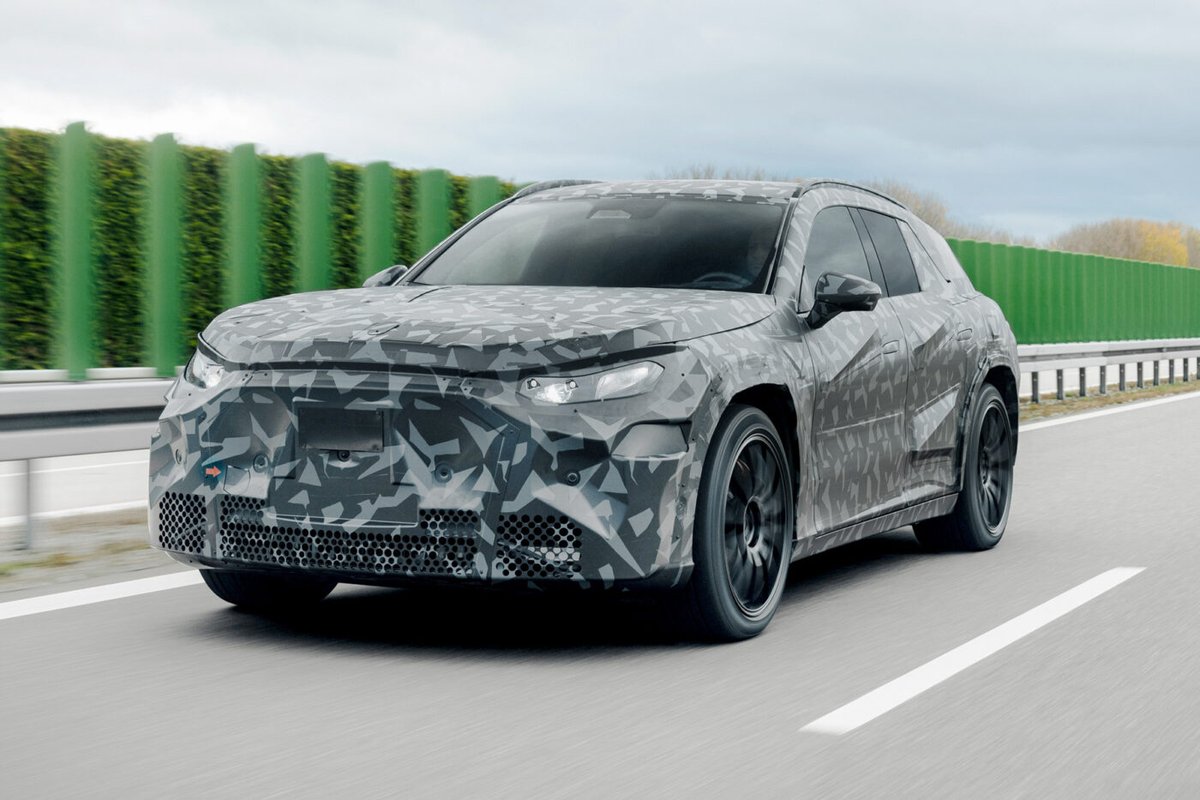 Mercedes-AMG is starting trials on test sites and on public roads with its recently announced electric SUV based on the AMG.EA platform. The first stop will be winter testing in northern Sweden. electrive.com/2024/12/16/mer…