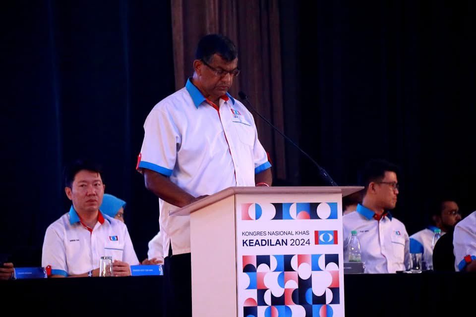 pkr_segambut's tweet photo. [PHOTO STORY]

Kongres Nasional Khas Keadilan 2024
📅15 Disember 2024
📍Shah Alam, Selangor

🇲🇾🇲🇾🇲🇾

KEADILAN UNTUK SEMUA.

#KeadilanMalaysia​​
#KeadilanSegambut​​​​
#membujurlalumelintangpatah
#segambut
#P117
#MalaysiaMadani
#penerangankeadilan
#kongreskhaskeadilan https://t.co/hCuJQ8HDxW