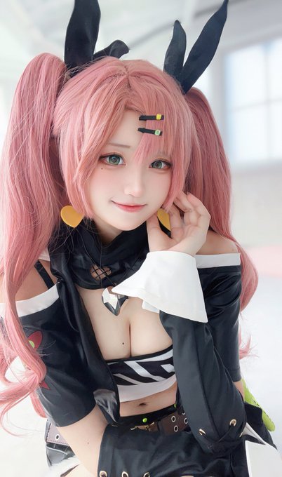 Twitterのコスプレ画像26