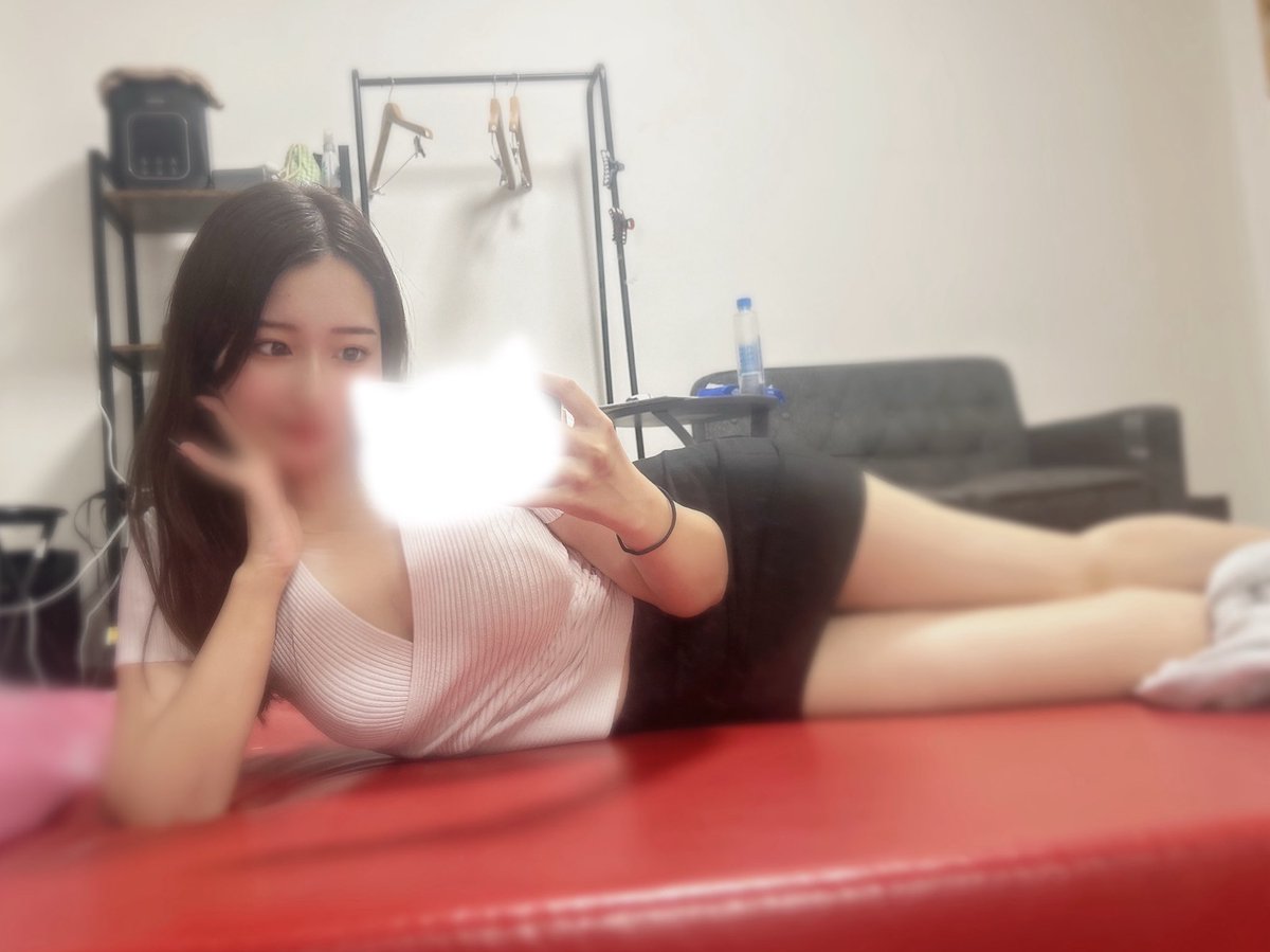 🫧出勤予定🫧

明日12/17(火)13~20時
13~🈵 15:50~🉑です🤗
まだまだご予約お待ちしております🫶

🌟12/19(木)は13~18時に変更になりました/•᷅•᷄\୭  12/21(土)は13~20時出勤です🧸