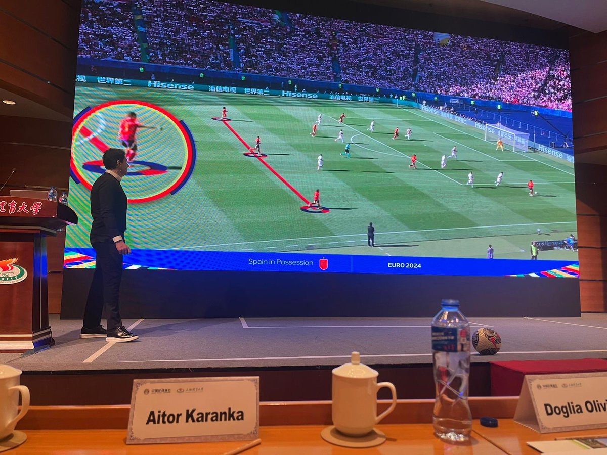 Karanka's tweet photo. Proud to have delivered a presentation at the Chinese Football Association Coaching Conference 2024, organized by @UEFA. Nice experience and great people! https://t.co/ZjZHzjCdEO