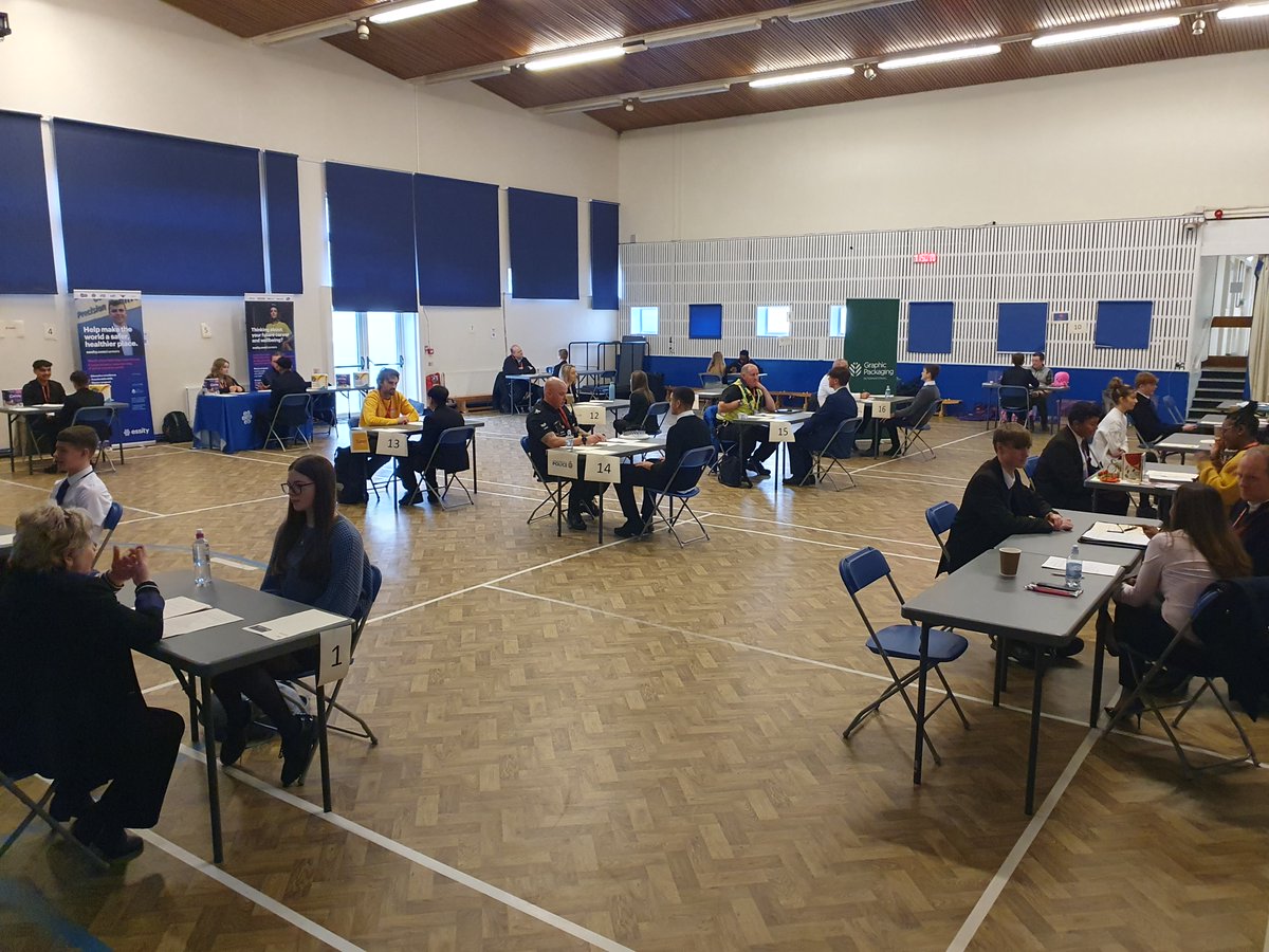 Our Year 11 students had the amazing opportunity to participate in mock interviews with volunteers from top companies including HSBC, Soreen, Octopus Energy, Trafford College, Regatta, HP Enterprise, Job Centre, and The Carbon Literacy Project. These mock interviews are part of