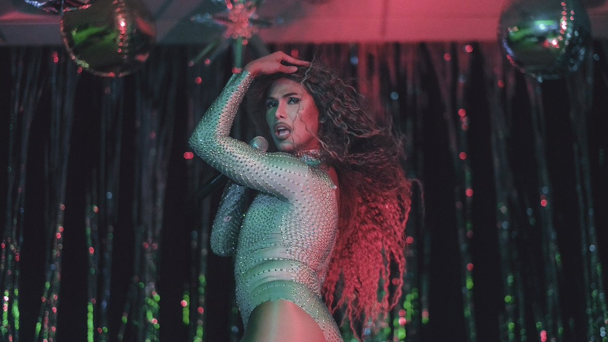 edmngo's tweet photo. no pressure, just paying tribute to a queen with every move. first time, but feeling so grateful for the experience. #drag #DragPerformance #BeyonceVibes 🪩💃🔥 https://t.co/q5TyZelV1N