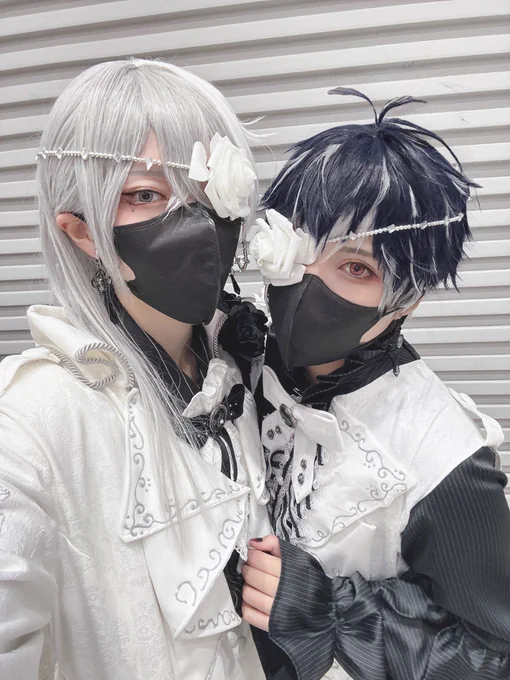 バイヴァンでおりましたトプステとても楽しかったです!!御本もゲットできたし沢山の方とお話も出来て嬉しかった……コススペではお声掛けありがとうございました次は写真集出せたらいいねと話してました 
