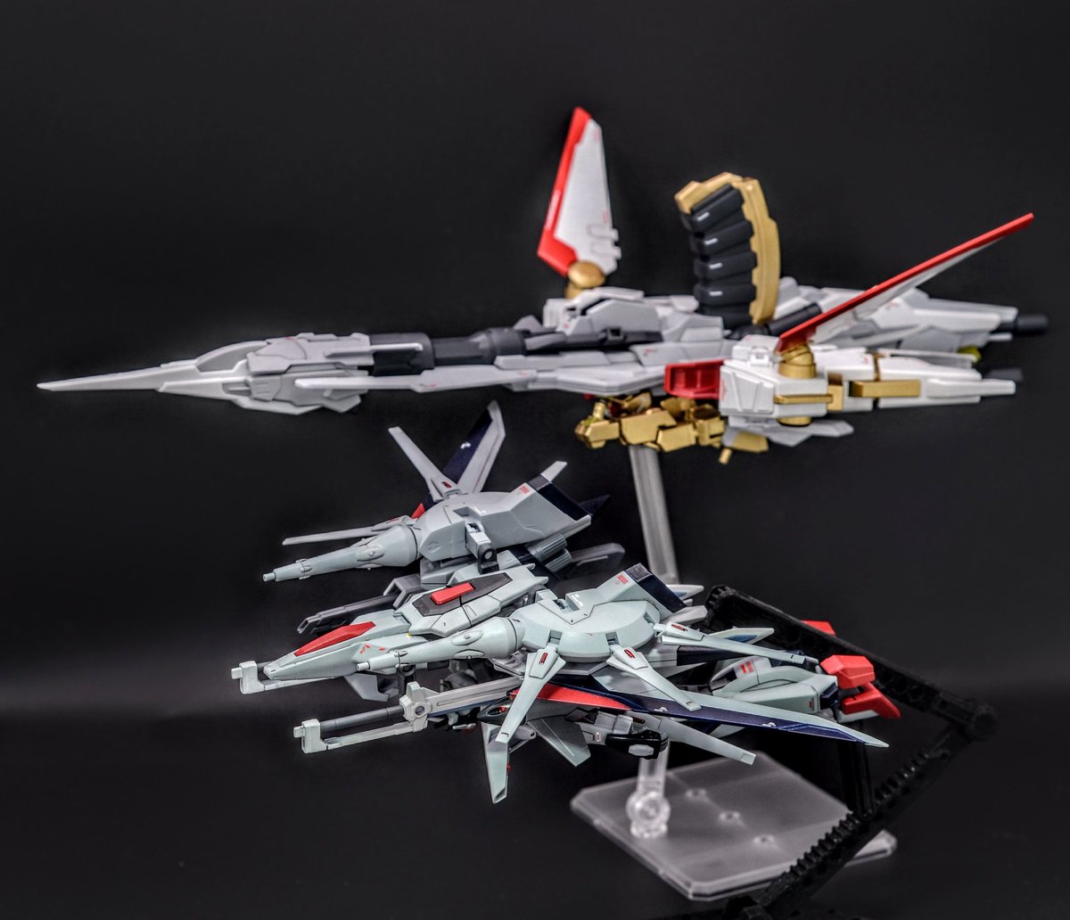 O15RXnhQL8nvfYW's tweet photo. 「手を貸すぞ…シン！」
HG レジェンドガンダム＋HGCE ゼウスシルエット改造
ゼウスレジェンドEx-specⅡ
完成しました！！
実は生存していたレイがゼウスシルエット装備した新型レジェンドで戦場に駆けつけ、シンと共闘したら…という妄想のもとに製作しました
#ガンプラ https://t.co/29C1Hc6Wrq