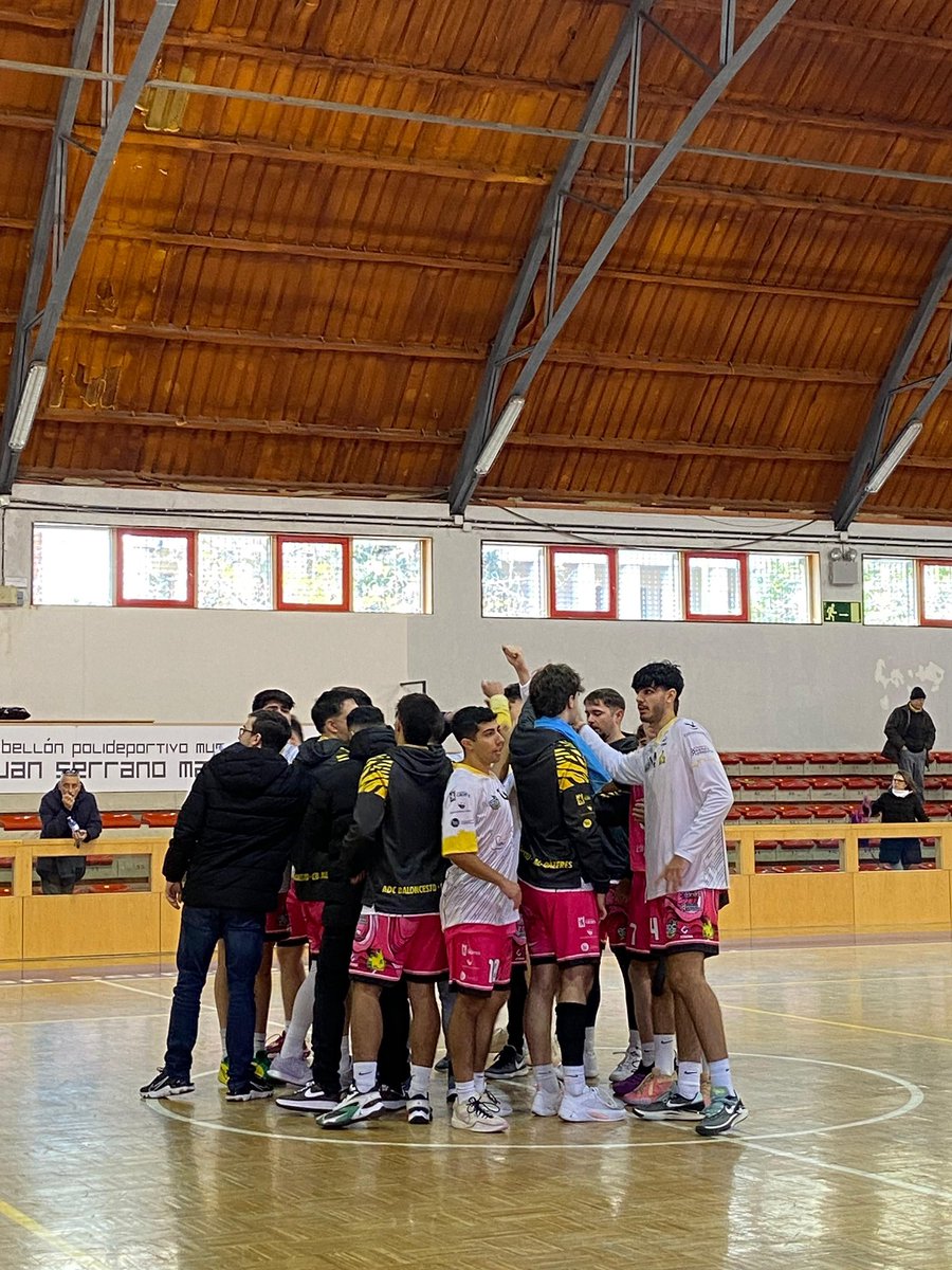 adcbaloncesto's tweet photo. 𝟏ª 𝐃𝐢𝐯. 𝐍𝐚𝐜. 𝐌𝐚𝐬𝐜 | 🏀

Ayer nuestro chicos del 1ª sumaron una importante victoria ante @CBACADEMYSPAIN en el Serrano Macayo.

ADC Baloncesto 76 🆚 71 @CBACADEMYSPAIN 

¡Enhorabuena chicos!

💙💛🏀

#ADC #Desde1992 #SomosCantera #somosfamilia https://t.co/LYCSMHvkgQ