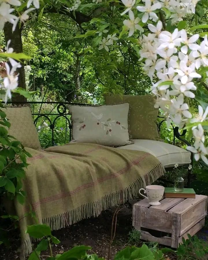 — peace in simplicity.