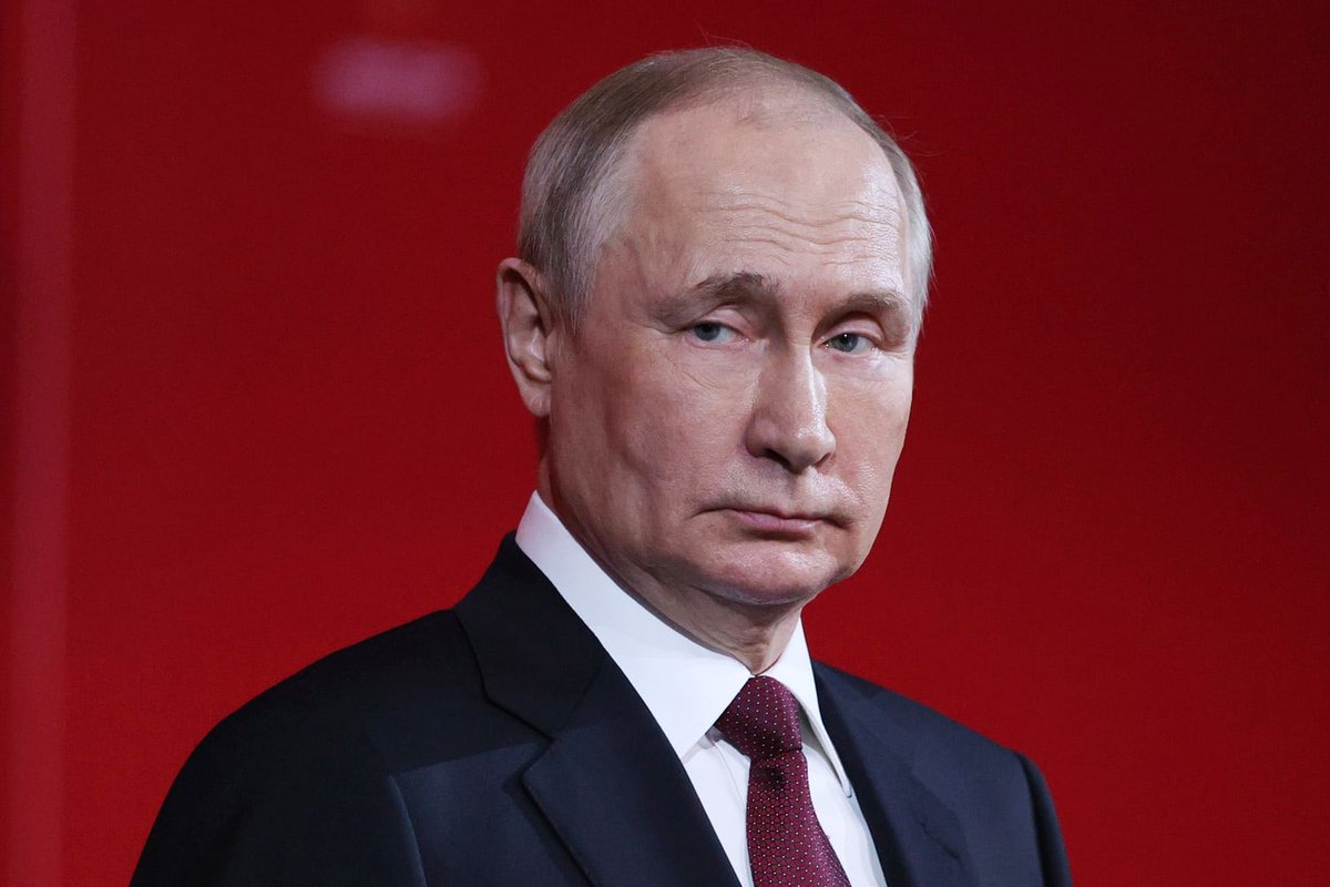 BRICSinfo's tweet photo. JUST IN: 🇷🇺🇺🇸 President Putin says the United States spreads fake news to scare its citizens into thinking Russia plans to attack them. https://t.co/MnMeH0H84g