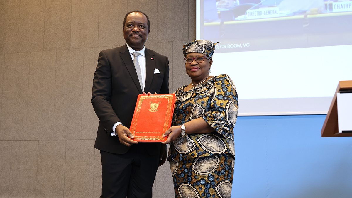 Cameroon, host of #MC14 in 2026, has formally accepted the Agreement on #FisheriesSubsidies. 23 more formal acceptances are remaining for the agreement for ocean sustainability to come into effect. #WTOFishCount