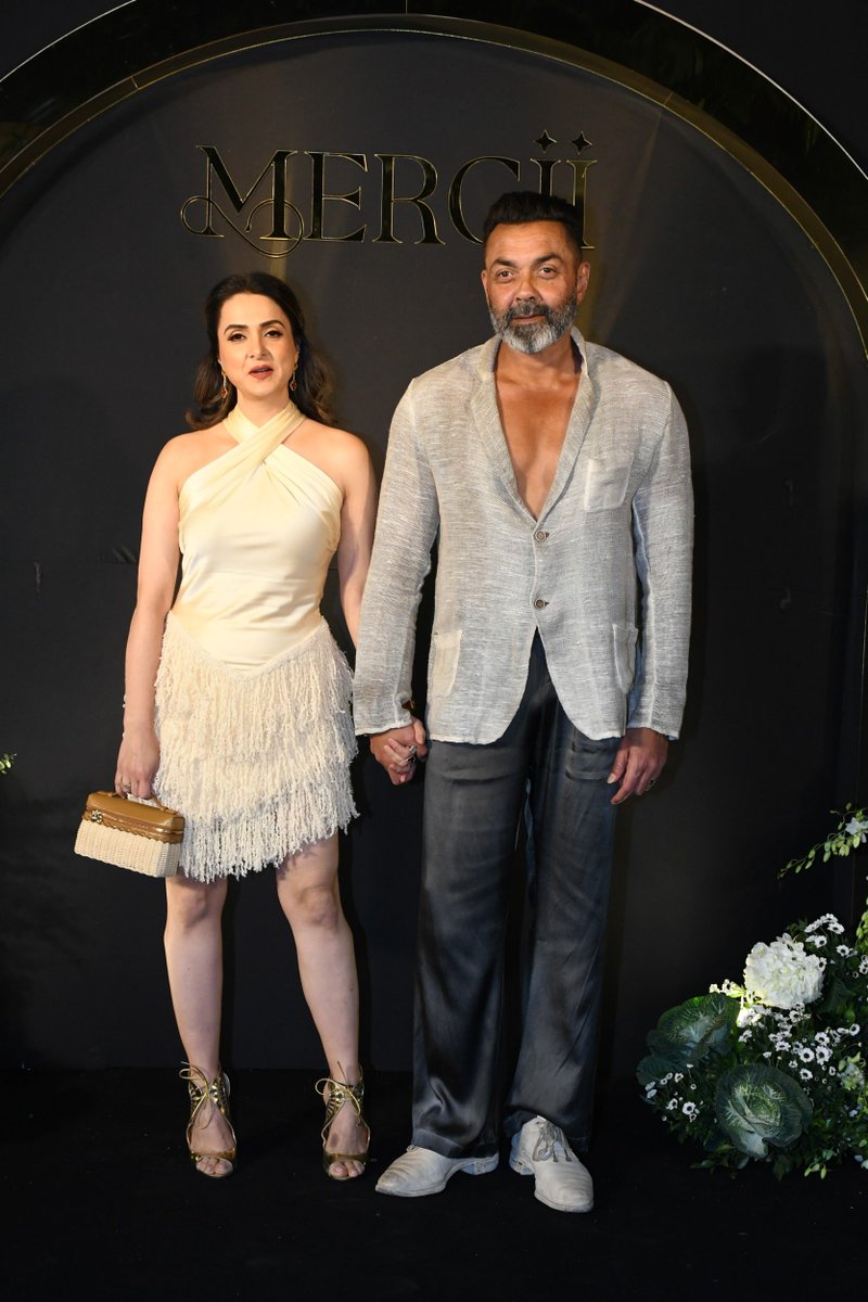 BollywoodH's tweet photo. Bobby Deol and Tanya Deol add glamour to Nirvaan Khan's birthday bash! A night of celebrations and star-studded moments. 
.
.
.
.
#NirvaanKhanBirthday #BobbyDeol #TanyaDeol #BollywoodBash https://t.co/eQaIIjwJT3