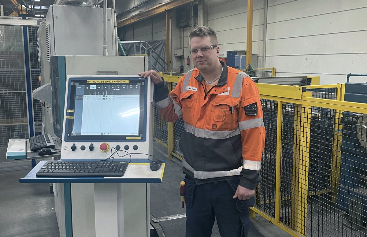 GlastonCorp's tweet photo. Pilkington Automotive Finland enhances line performance with Glaston’s CNC96 upgrade - Longer lifetime, higher reliability: https://t.co/h4dPhF4wAK
#glaston #glassprocessing #lifecycleservices #automotiveglass #upgrades #sustainable #development https://t.co/l5UGYidOAx