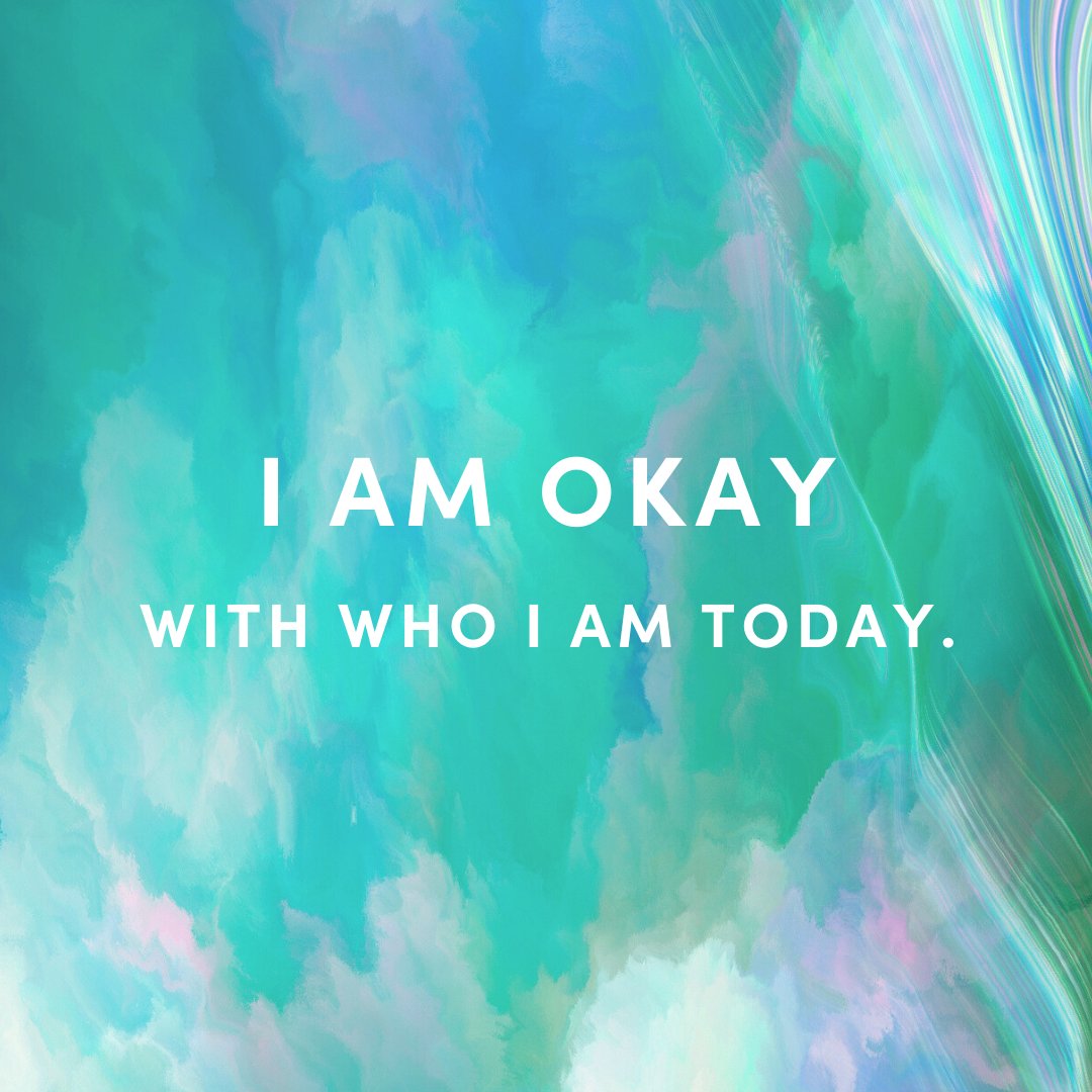 (#Tip) Interrupt harsh self-talk with #kindness. When you catch yourself being negative today, gently remind yourself to stop.   Explore deeper with "Quiet the Critic With Kindness", on the Living app: roundglassliving.com/kids/classes/q…